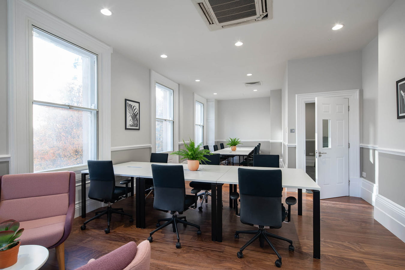 Mayfair’s Commercial Office Space: Unmatched Elegance post thumbnail image